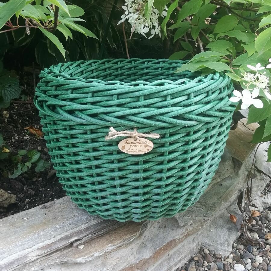 фото Кашпо (горшок) для цветов, эко ротанг (полиротанг), 12л, темно-серый (шлифованный), ручная работа