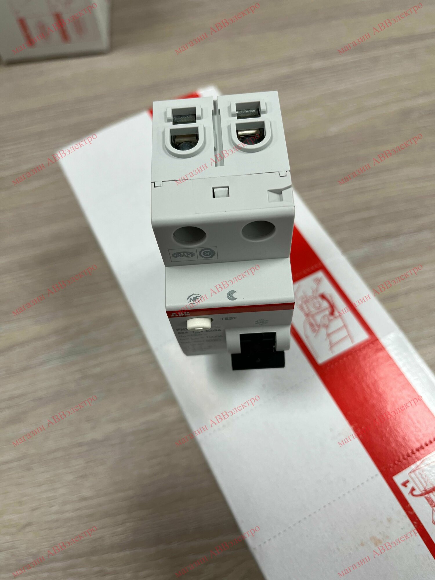 УЗО (устройство защитного отключения) ABB FH202 63А 6kА 30мА 2P тип AC 2CSF202002R1630 — фото 1