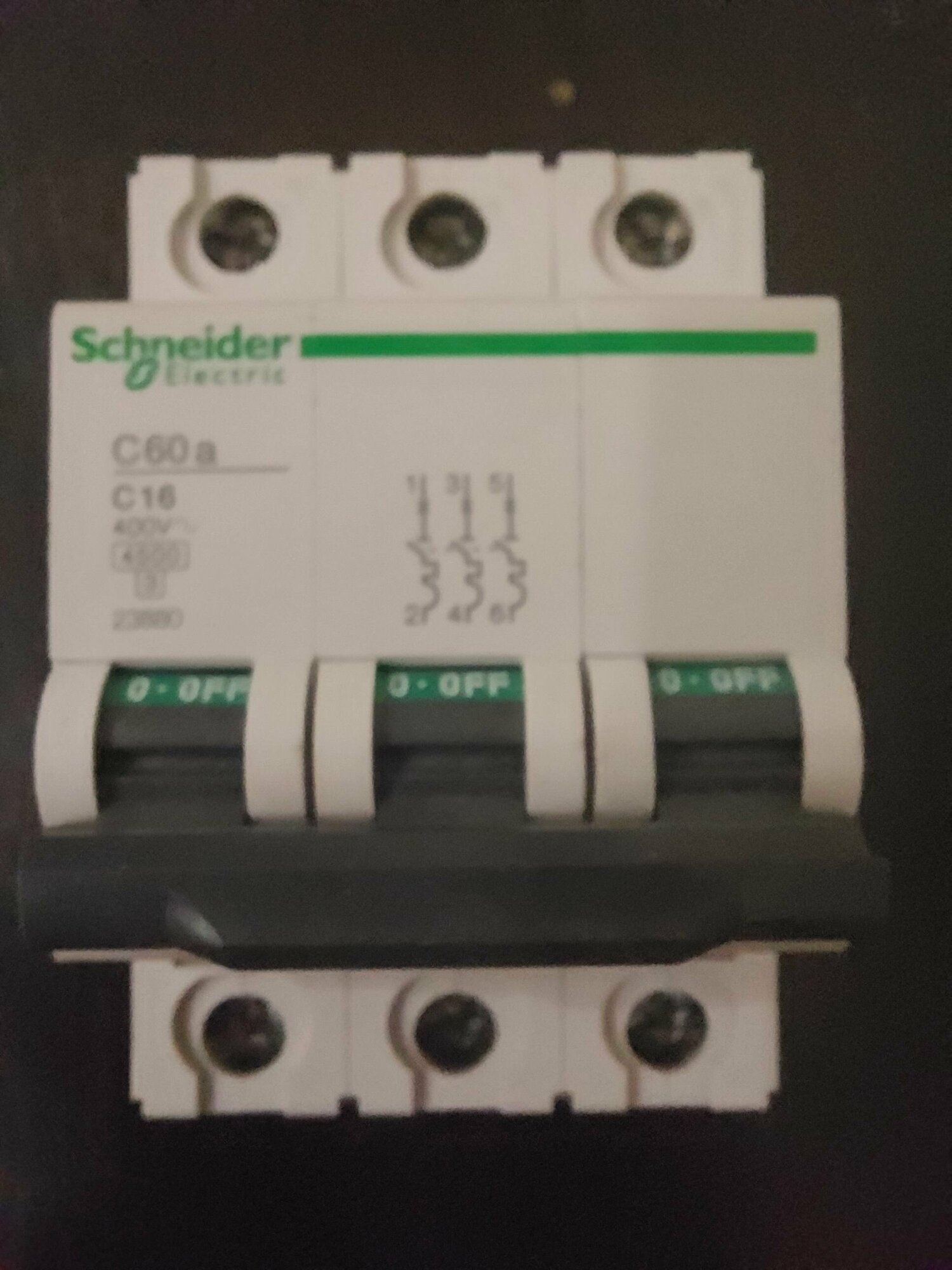 Автоматический выключатель Schneider Electric Multi9 3P 16А (C) 4.5кА, 23880
