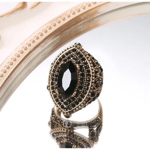 Кольцо ZULTANIT размер 18 золотой 1140₽