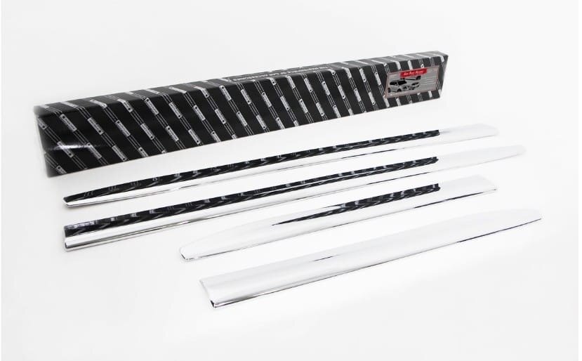 Молдинги дверей Nissan Patrol 2010