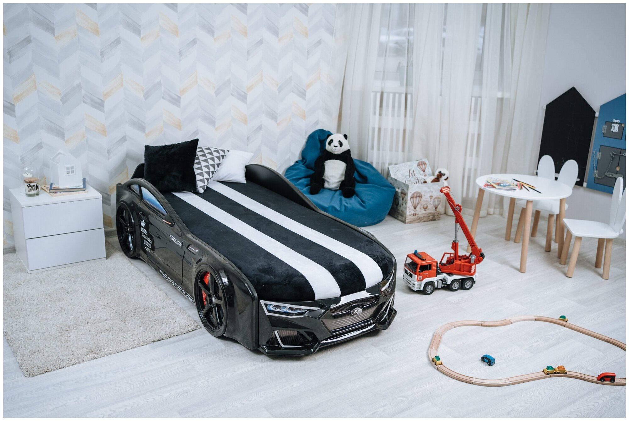 Кровать детская Romack Dynamic-M черная с подсветкой фар, подъемным механизмом, ящиком для белья, Орто матрас 200*80 см