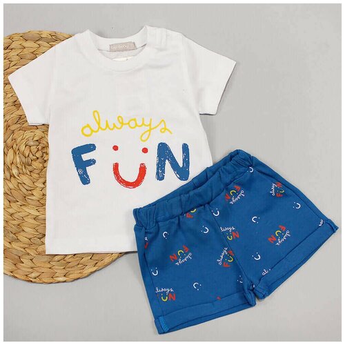 Костюм летний для мальчика, белая футболка FUN/синие шорты, р. 68