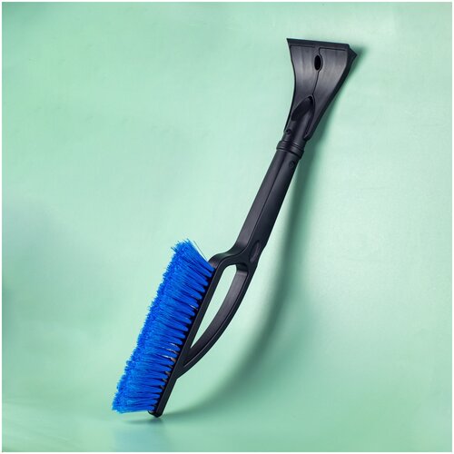 Щетка автомобильная для снега 48 см / щетка сметка от снега для автомобиля со скребком LM098772