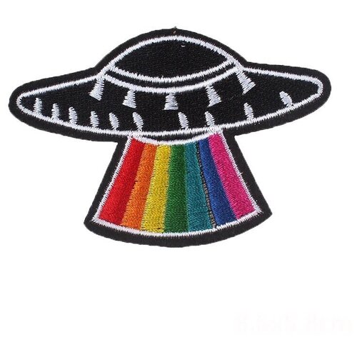 Нашивка Заплатка Шеврон Текстильный патч НЛО UFO Радуга Rainbow
