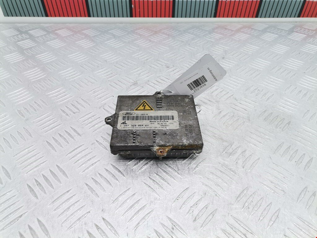 Блок розжига ксенона Ford Mondeo 3 1S7112B655AA арт. 2020898