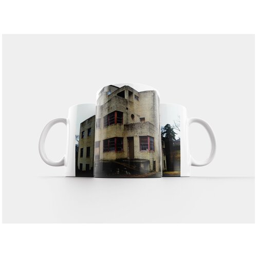 фото Кружка "заброшенный, дом, городской" 320 мл lotsprints
