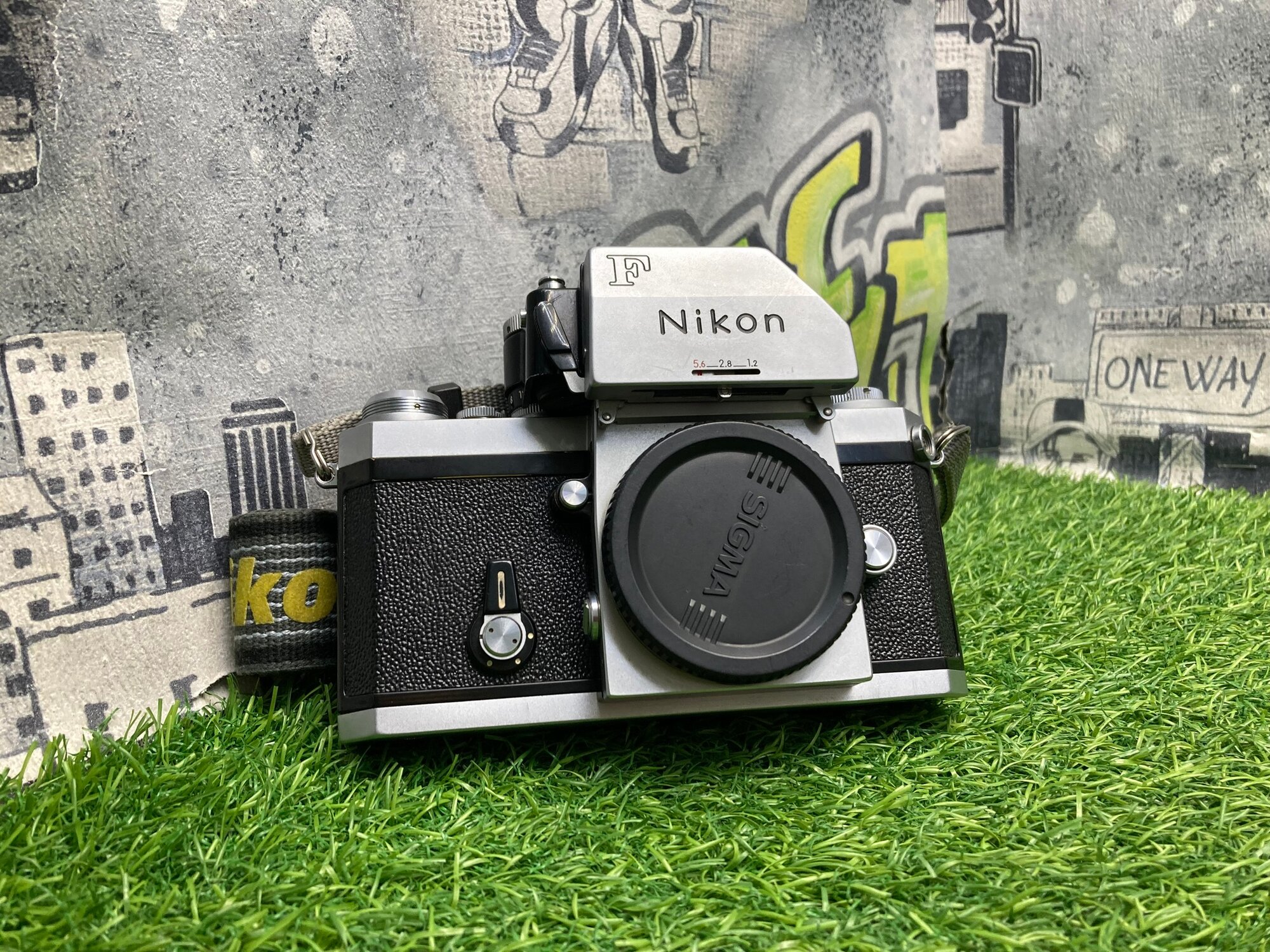 Nikon F