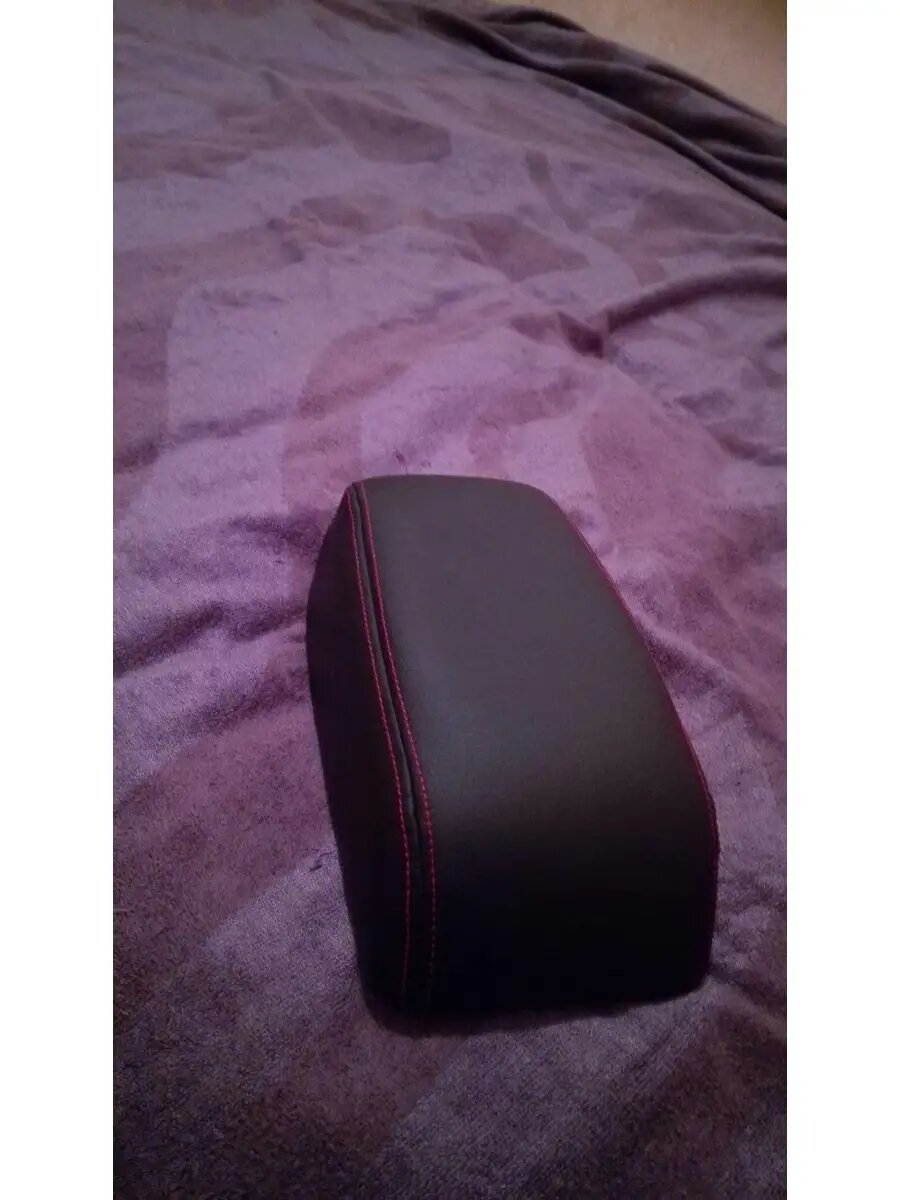 Чехол на подлокотник для Mitsubishi Lancer 9 Дорестайл — фото 1