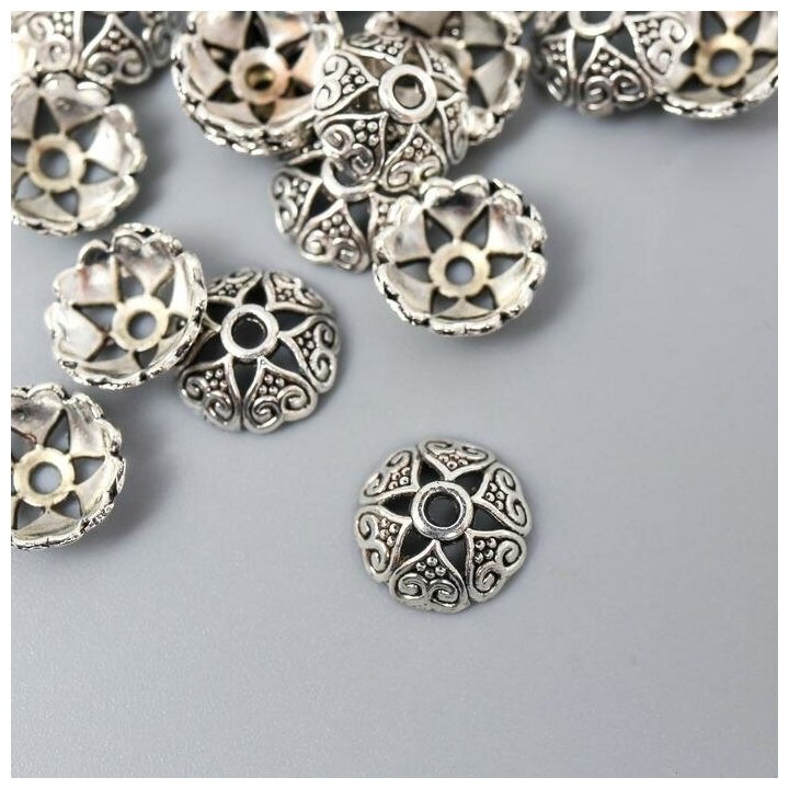 фото Декор шляпка для бусин "Цветок-полукруг" серебро 0,8х0,8 см набор 50 шт