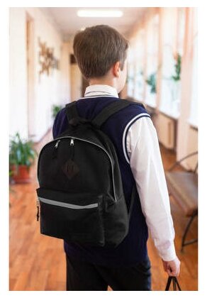 Рюкзак молодёжный, отдел на молнии, наружный карман, цвет чёрный/серый Rise 2018791 .