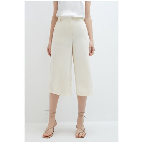 фото Бермуды с карманами zarina 1224233733 белый 42