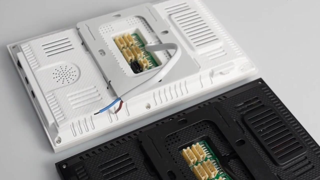 Видеодомофон для квартиры и частного дома CTV-M5700 с Wi-Fi и записью, белый — фото 1