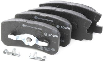 Дисковые тормозные колодки задние Bosch 0986424717 для Mitsubishi, Peugeot, Citroen, Dodge (4 шт.)