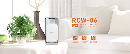 Беспроводное зарядное устройство подставка RECCI Vertical Wireless Charger RCW-06, 10W + Адаптер EU 18W QC3.0, Белый — фото 1