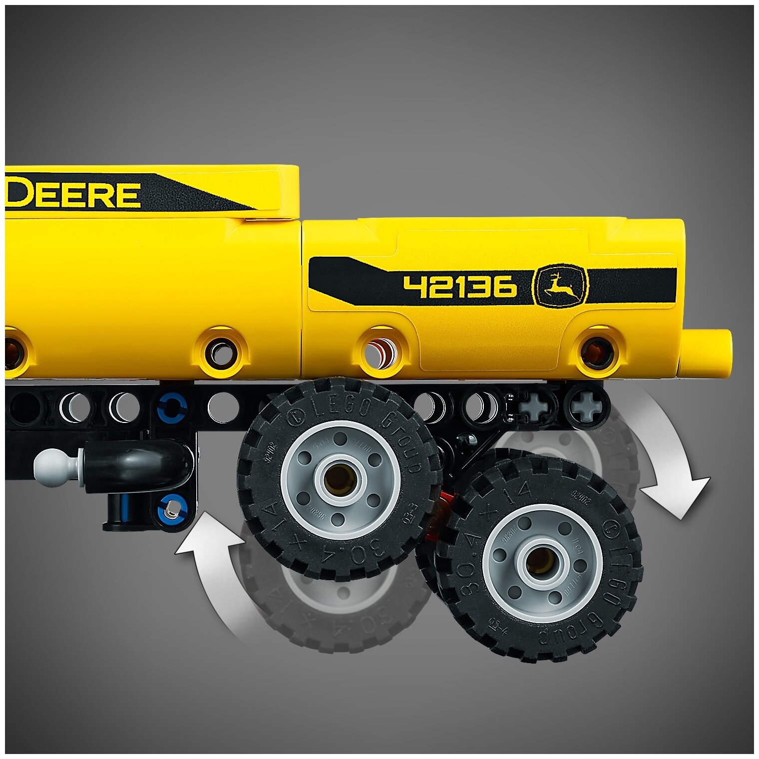 Конструктор LEGO Technic 42136 "Трактор John Deere 9620R 4WD" - фото №10