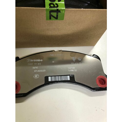 Передние тормозные колодки комплект Porsche Cayenne Taycan Panamera 95b698151c 9760₽