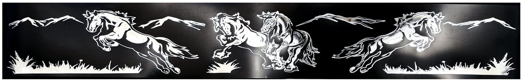 Брызговик Газель длинномер 200*30 (рисунок кони), толщина 3 мм