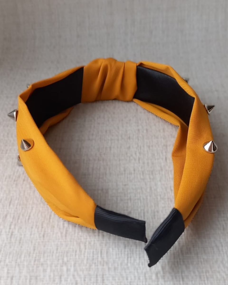 Ободок для волос с шипами желтый — фото 1