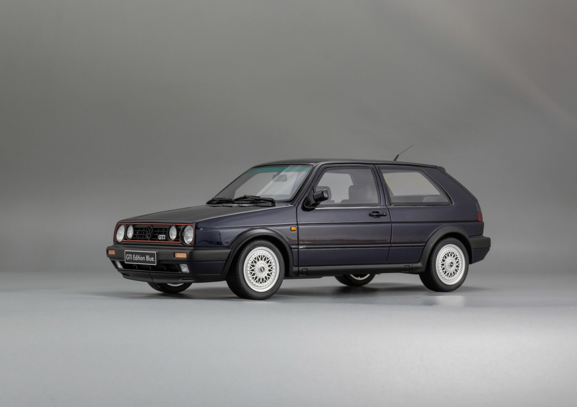 Масштабная модель Volkswagen Golf MK2 GTi Edition — фото 1