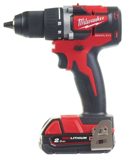 Аккумуляторный шуруповерт Milwaukee M18 CBLDD-202C — купить в интернет-магазине по низкой цене на Яндекс Маркете