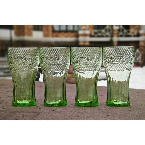Набор из 4 лимитированных стаканов Кока-кола Green 4500₽