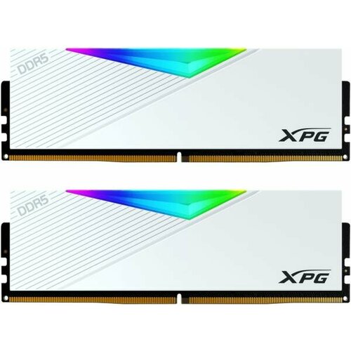 Оперативная память для компьютера 64Gb 2x32Gb PC5-44800 5600MHz DDR5 DIMM CL36 ADATA XPG Lancer RGB AX5U5600C3632G-DCLARWH 2373900₽