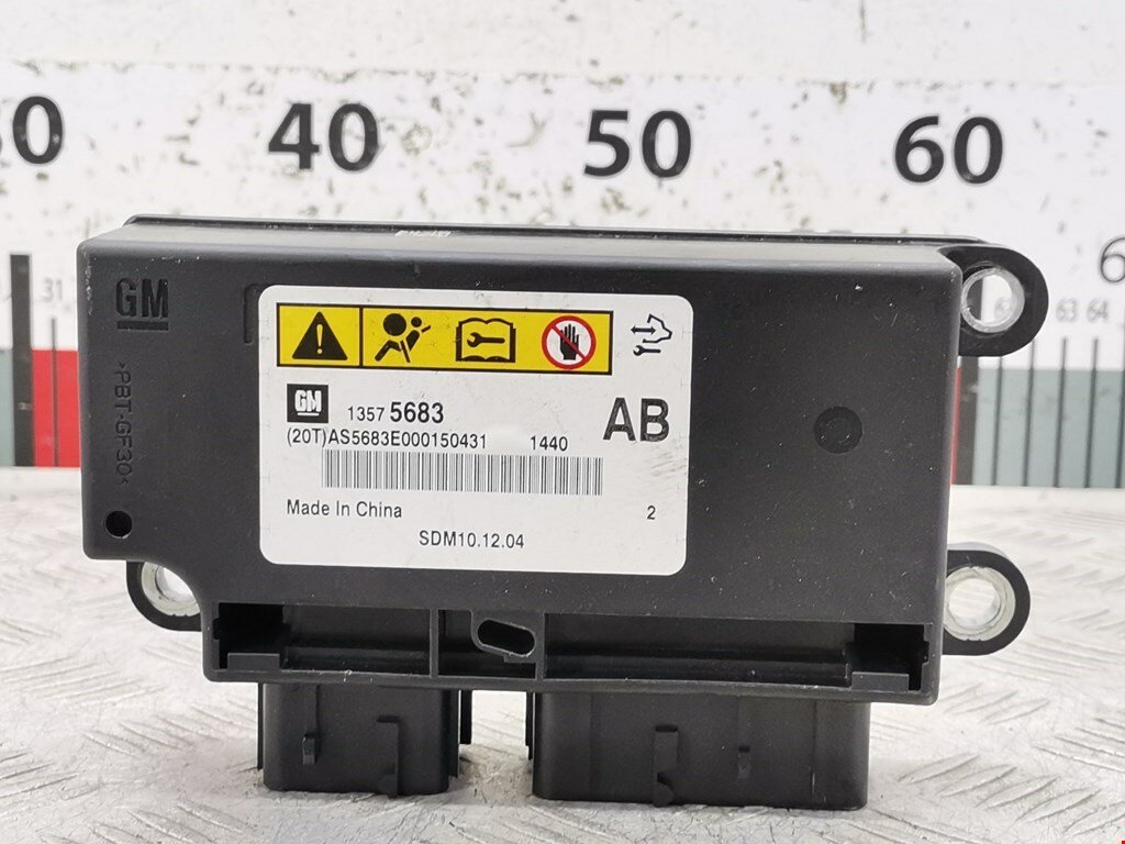 Блок управления Air Bag Opel Astra J 13475683 арт. 2179814