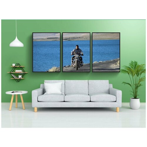 фото Набор модулных постеров для интерьера "всадник, пангонг, озеро" 60x90 см. в тубусе, без рамки lotsprints