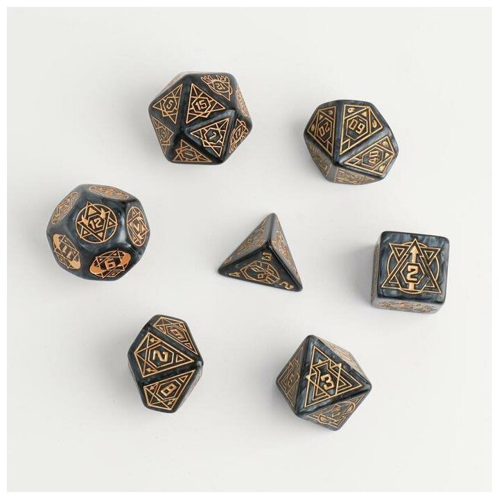 Набор кубиков для D and D (Dungeons and Dragons, ДнД), серия: D and D, 'Топаз', 7 шт