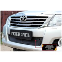 Защитная сетка переднего бампера Toyota Hilux 2013-2015