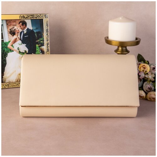 фото Матовый клатч для невесты к подвенечному платью, из искусственной кожи кофейного цвета со съемной золотистой цепочкой свадебная мечта