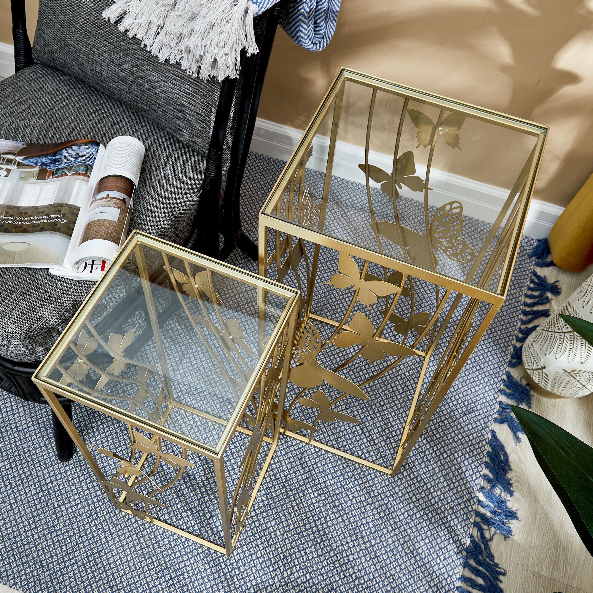 Обзор: 54-264 Столик интерьерный со стеклянной столешницей 33х33х75см, Glasar