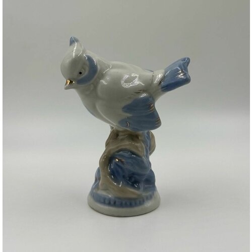 Фарфоровая Статуэтка