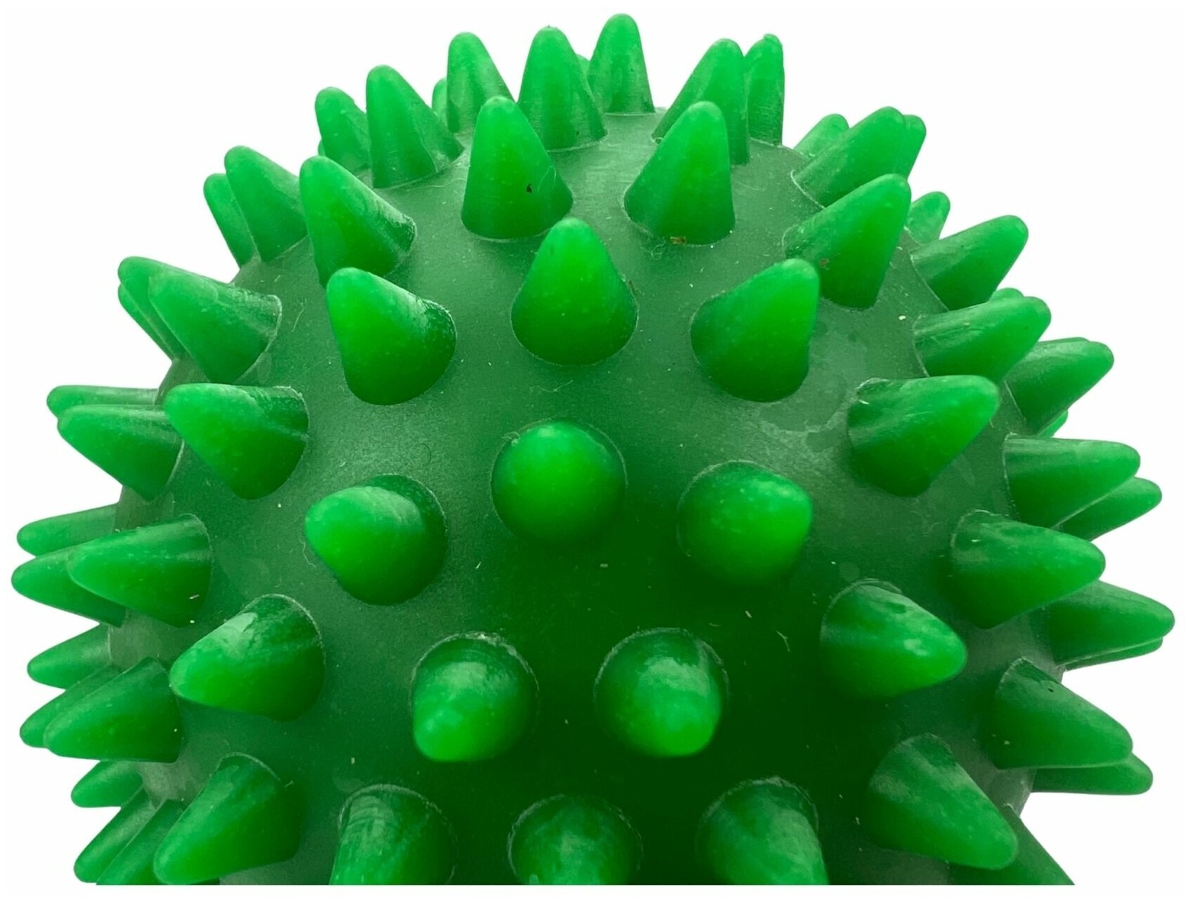 Массажный мячик с шипами, зеленый, диаметр 75 мм., для занятия физкультурой и массажа. - фотография № 3