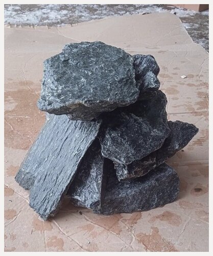 Изображение товара Талькохлорит колотый камни для бани сауны размер 7 -15 см для дровяных и чугунных печей коробка 15 кг