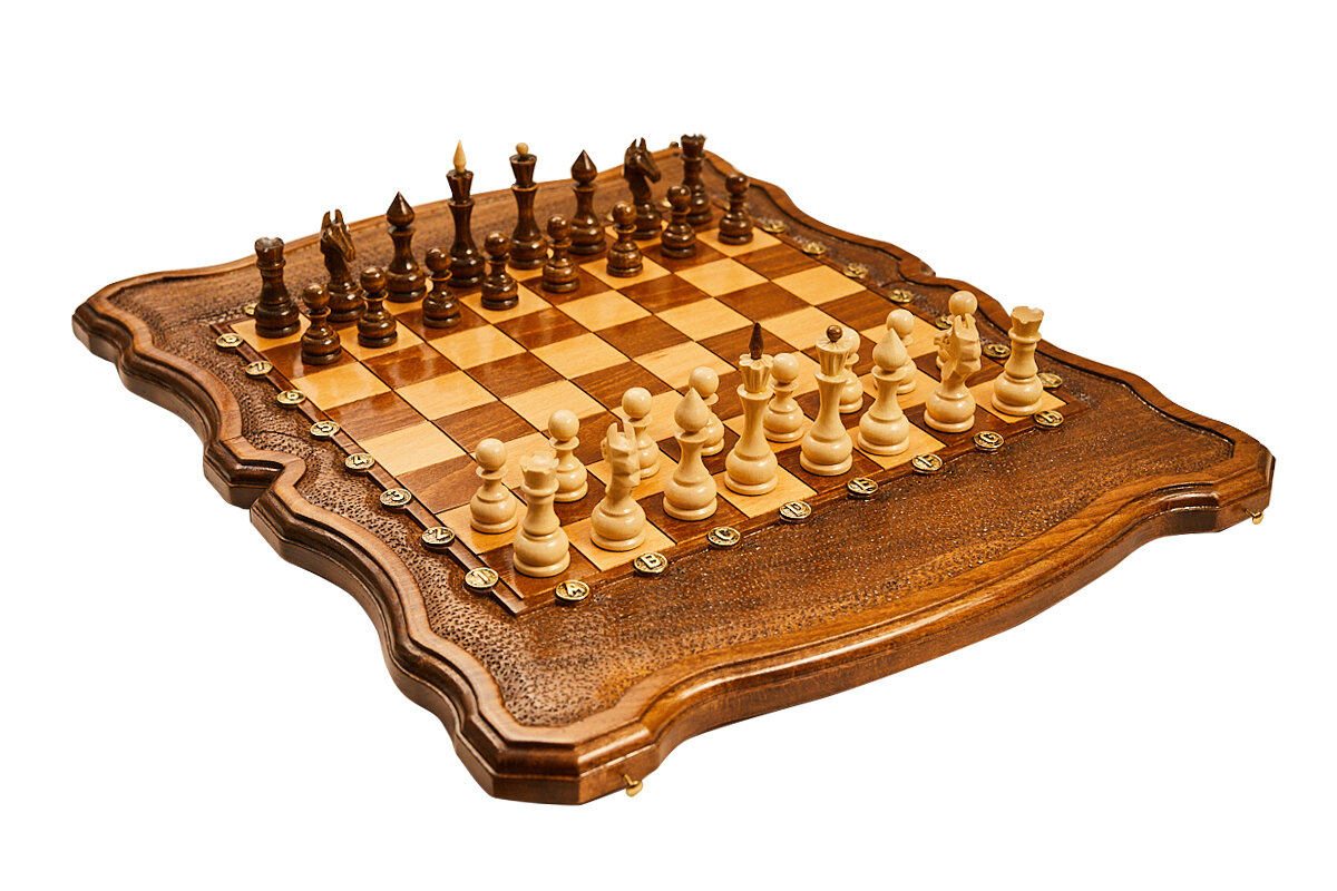 Резные шахматы и нарды Гамбит