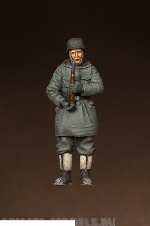 35102SOGA WSS anti-tank gunner.