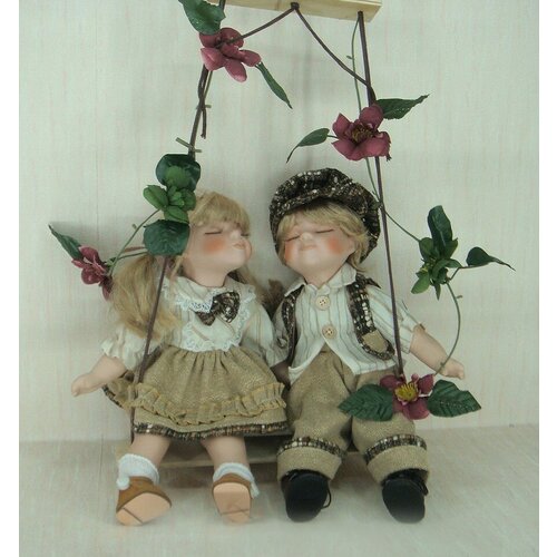 Куклы фарфоровые Карл и Клара, 35 см
