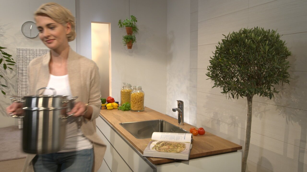Смеситель для кухни Hansgrohe - фото №8