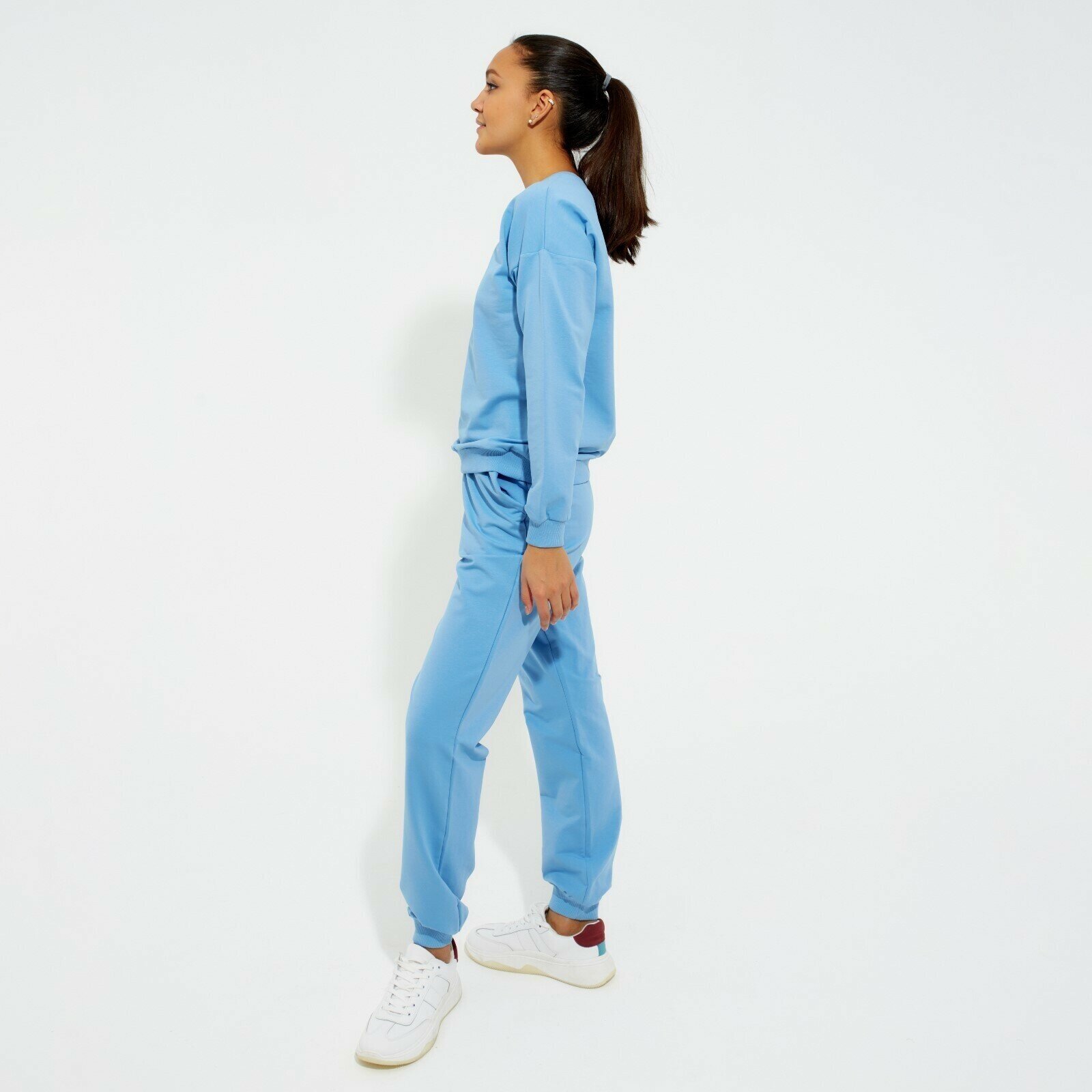 Костюм женский (свитшот, брюки) MINAKU: Casual Collection цвет голубой, размер 50 - фотография № 11
