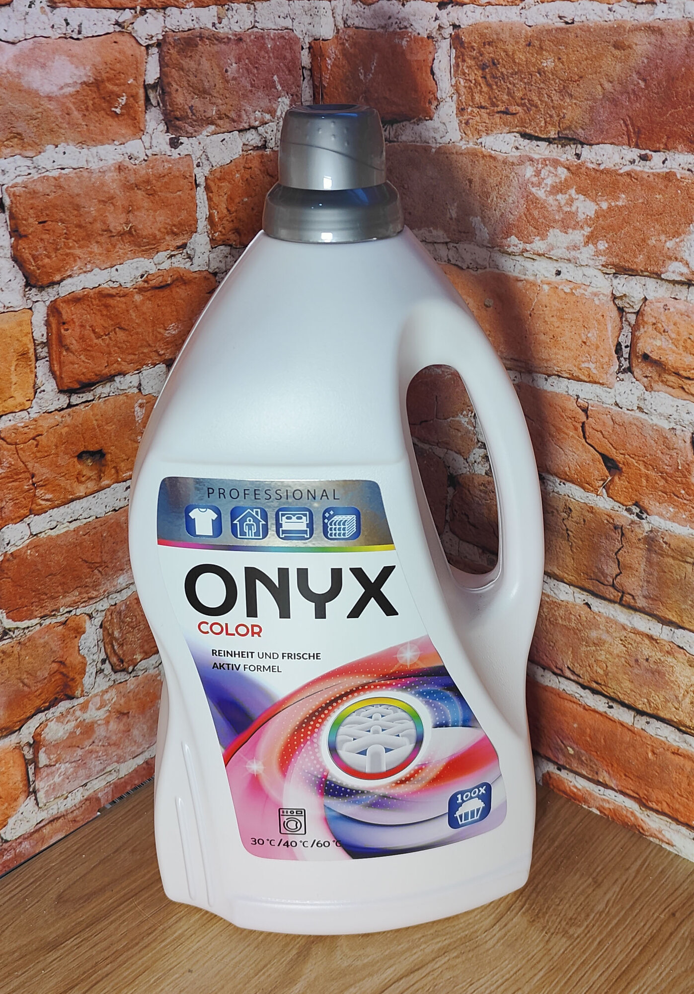 Onyx Colorwaschmittel Гель для стирки цветного 4 л на 100 стирок