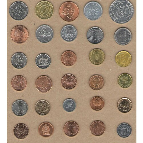 Подарочный набор монет разных стран мира, 30 шт, состояние AU (из банковского мешка/мало прибывала в обращении) набор из 35 случайных монет разных стран мира