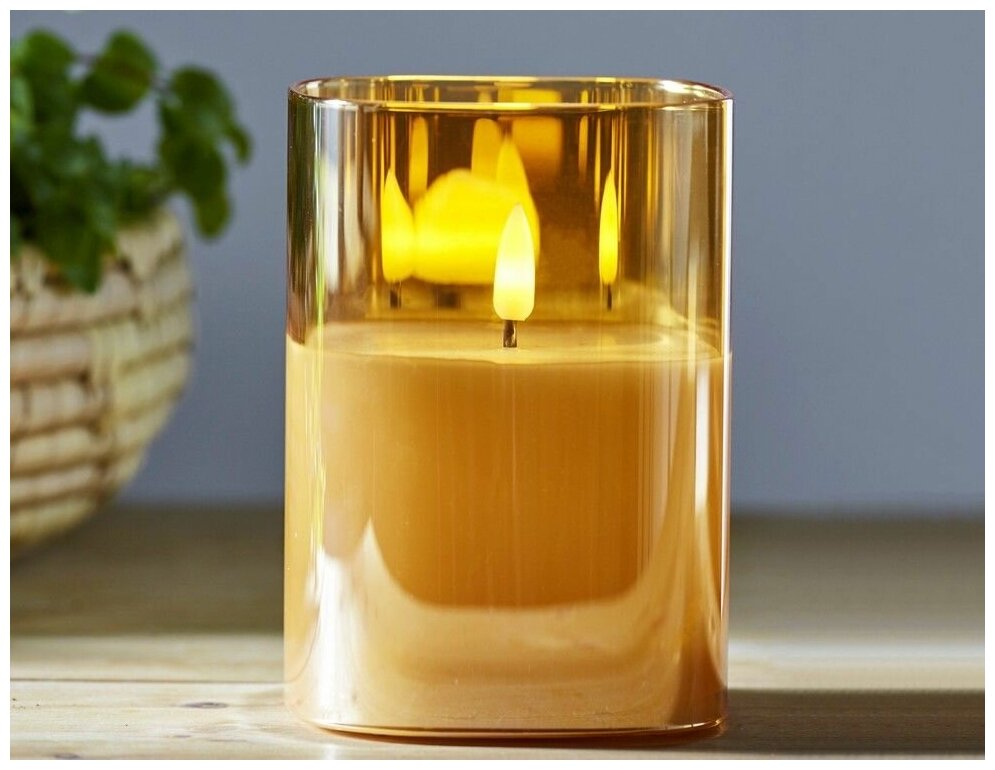 Электрическая восковая свеча FLAMME в стеклянном стакане, янтарная, тёплый белый мерцающий LED-огонь, "натуральный фитилёк", таймер, 9х12.5 см, STAR trading 063-95