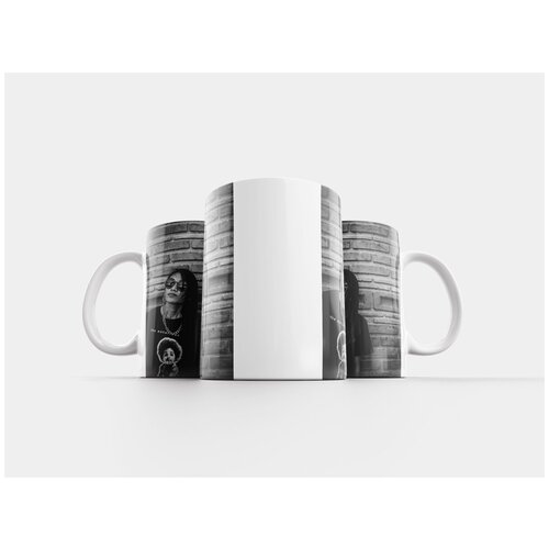 фото Кружка "кирпичная стена, мода, ожерелье" 320 мл lotsprints