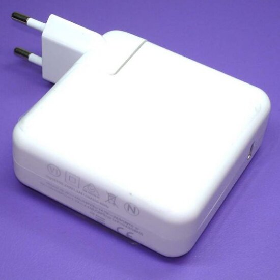 Блок питания (сетевой адаптер) Amperin для ноутбуков Apple A1718 61W USB Type-C 20.3V 3A OEM