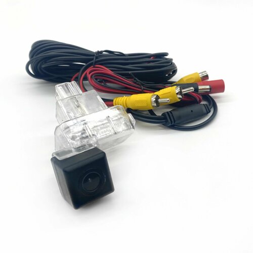 Камера заднего вида в плафоне Mazda 6 GJ 2013-2024 177000₽