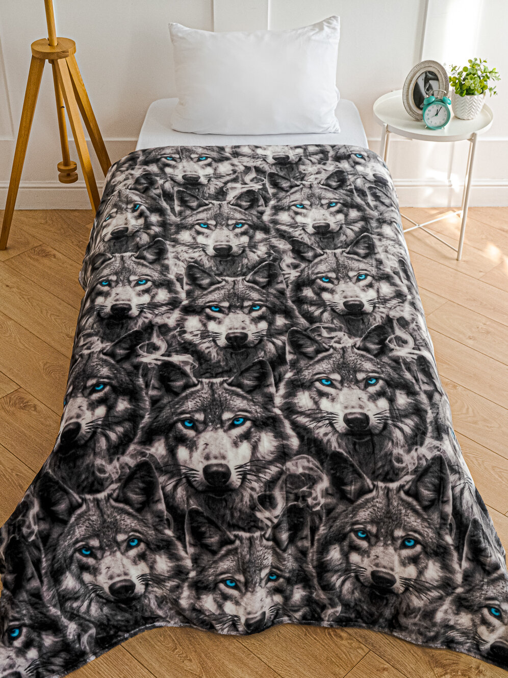 Плед 150х200 Павлина Волки серый пушистый мягкий животные велсофт — фото 1