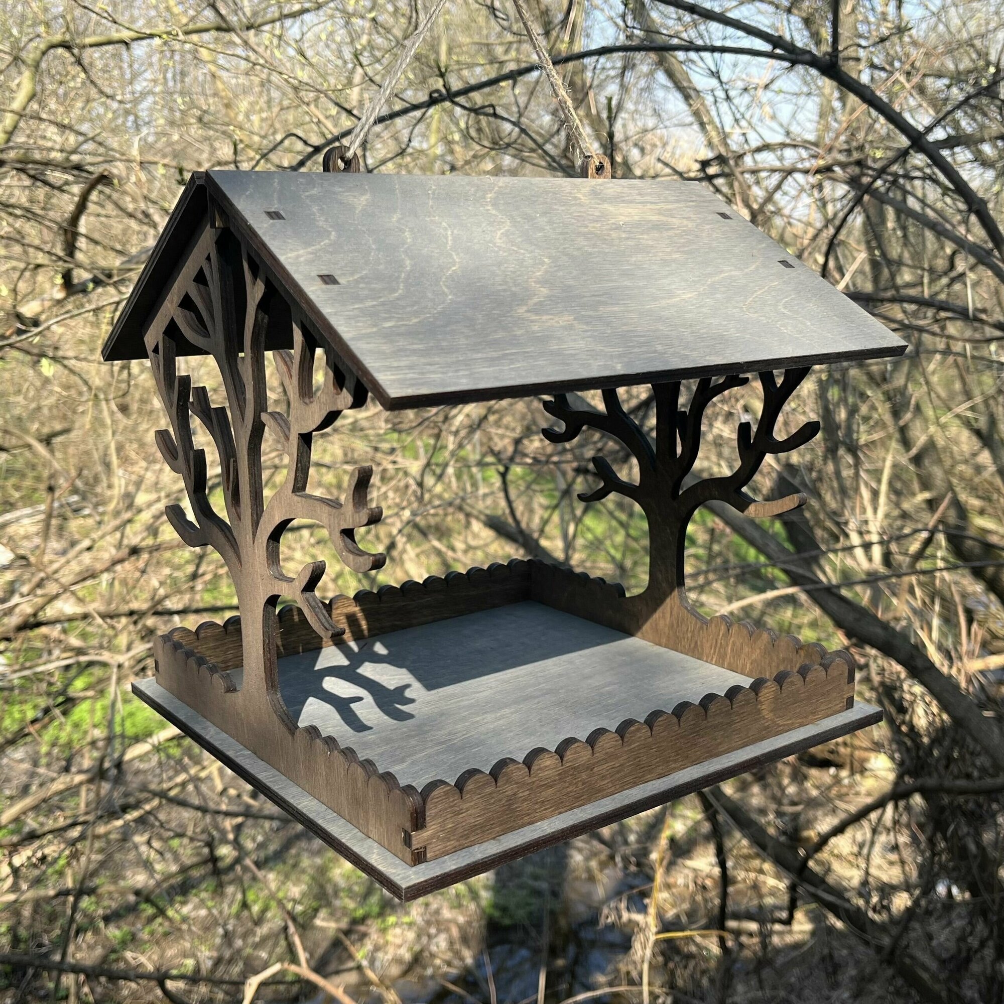 Кормушка для птиц PinePeak / деревянный скворечник для птиц подвесной для дачи и сада, 270х270х270мм - фотография № 1
