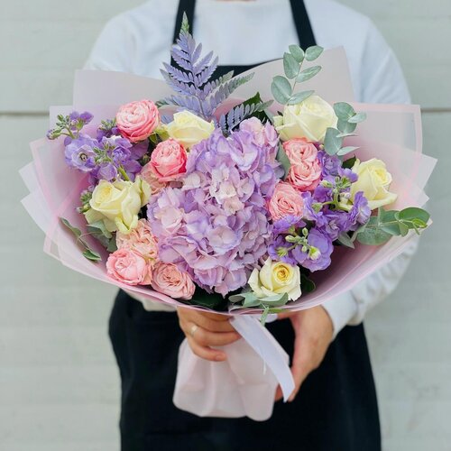 Изображение товара Сборный букет с пионовидными розами Бомбастик. Rybe-flowers.